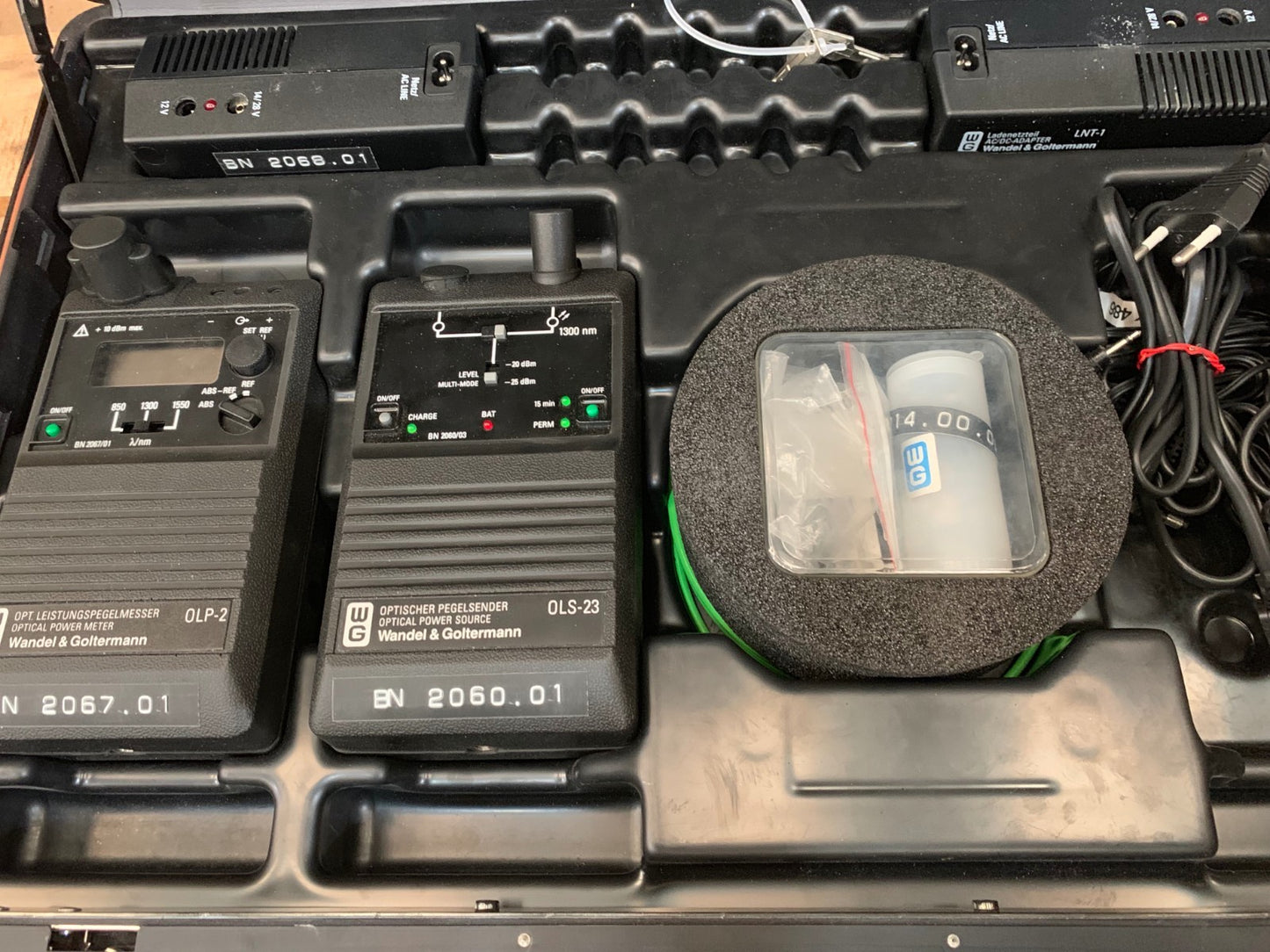  WG OLS-23 Optical Power Source meter OLP-2 + BN 2060/00.39 Bare Fiber 2092/11 *