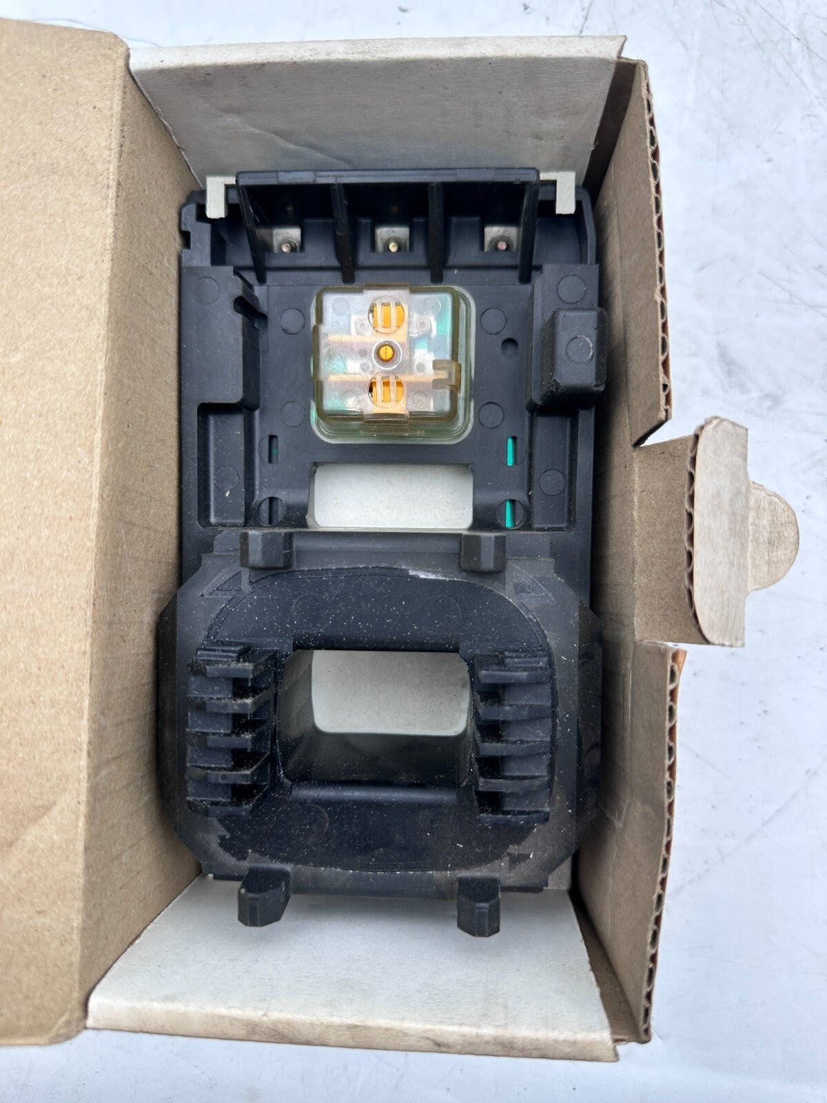 TELEMECANIQUE LX1FJ220 008202 BOBINE - KLR Automation