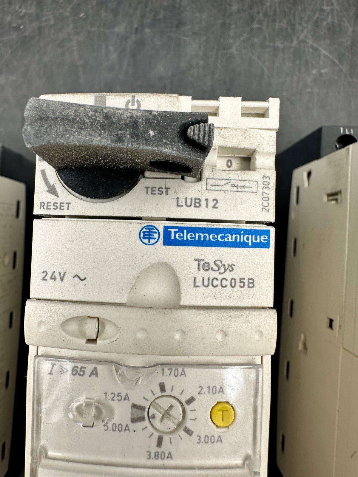 1pc x Schneider Telemecanique LUB12 +TeSys LUCC05B - KLR Automation