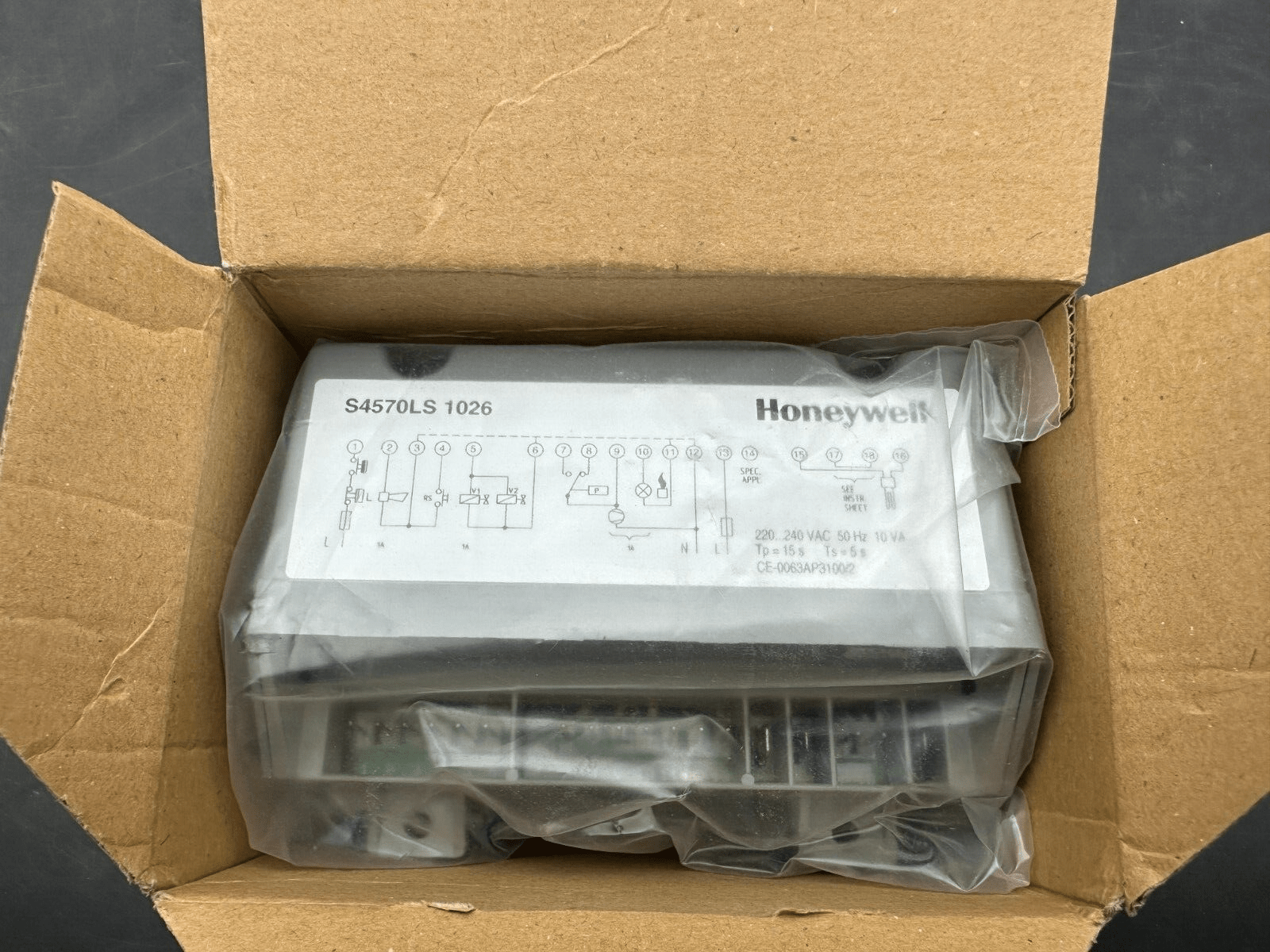 DE DIETRICH 95325289 700828 COFFRET DE SECURITE HONEYWELL S4570LS1026 - KLR Automation