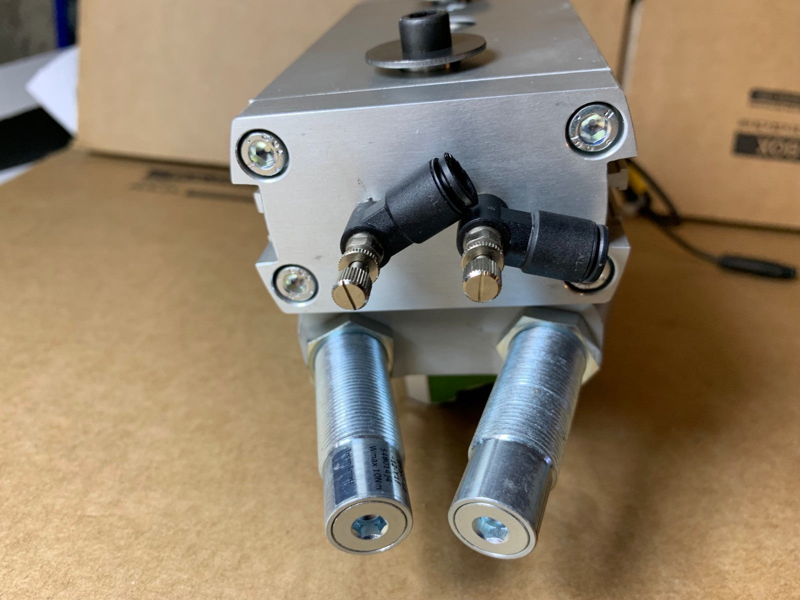 DRRD-25-180-FH-Y12A . Festo Semi-Rotary Drive 574401 j702