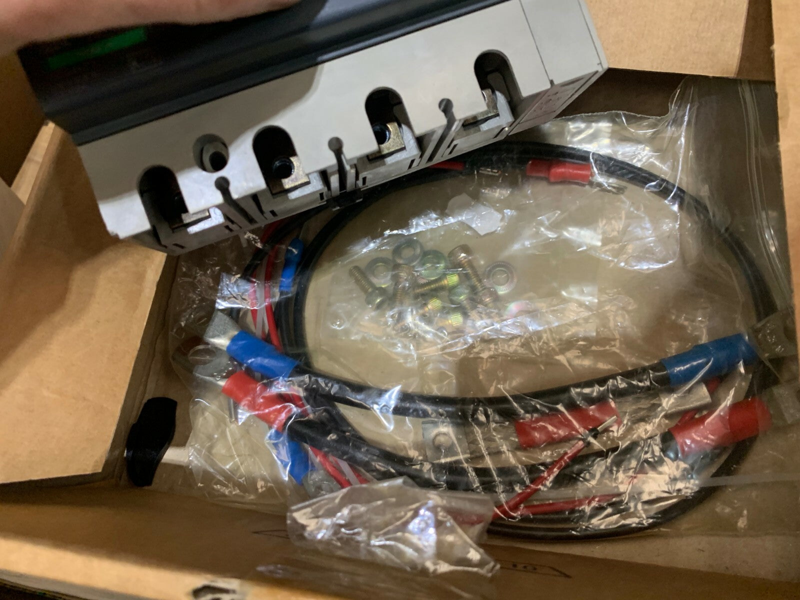 Merlin Gerin INS125 Interpact compact 125A 4 Pole Isolator Switch Disconnector
