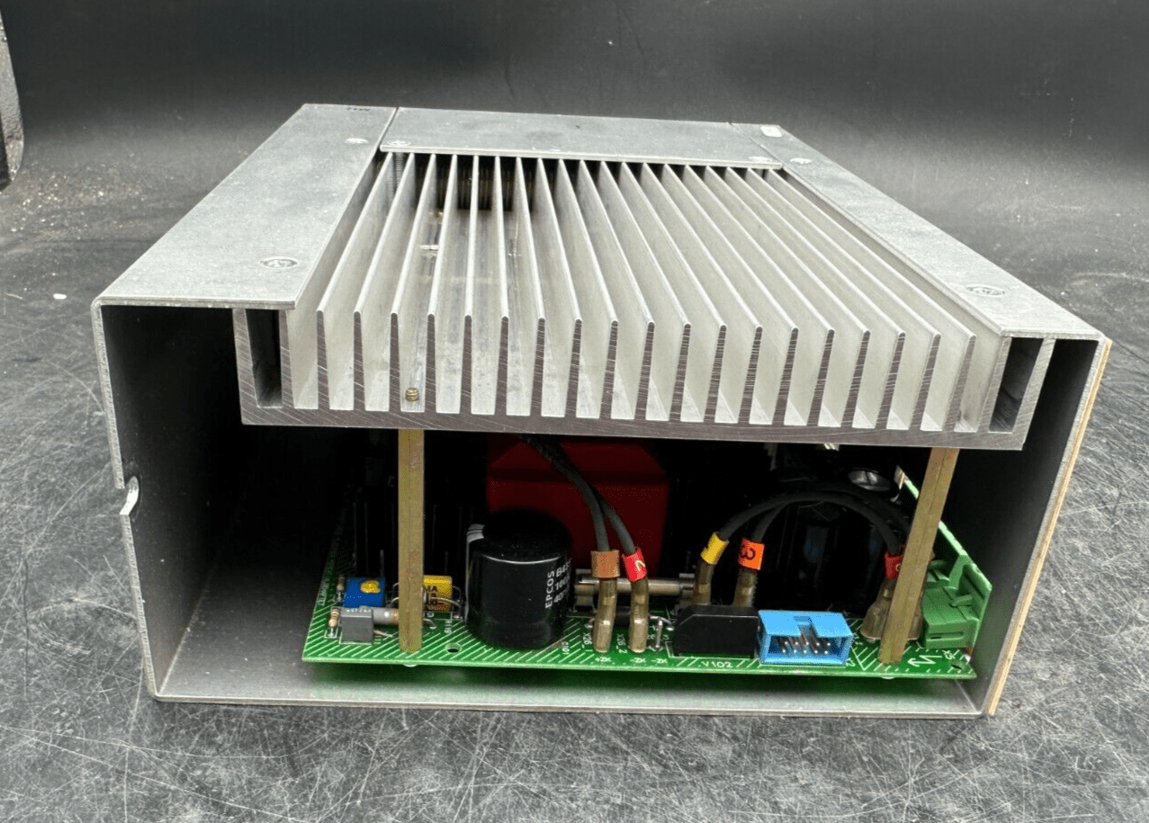 BAUMULLER BUG3 - 35 - 30 - B - 003 3AC 220V SERVO DRIVER - KLR Automation