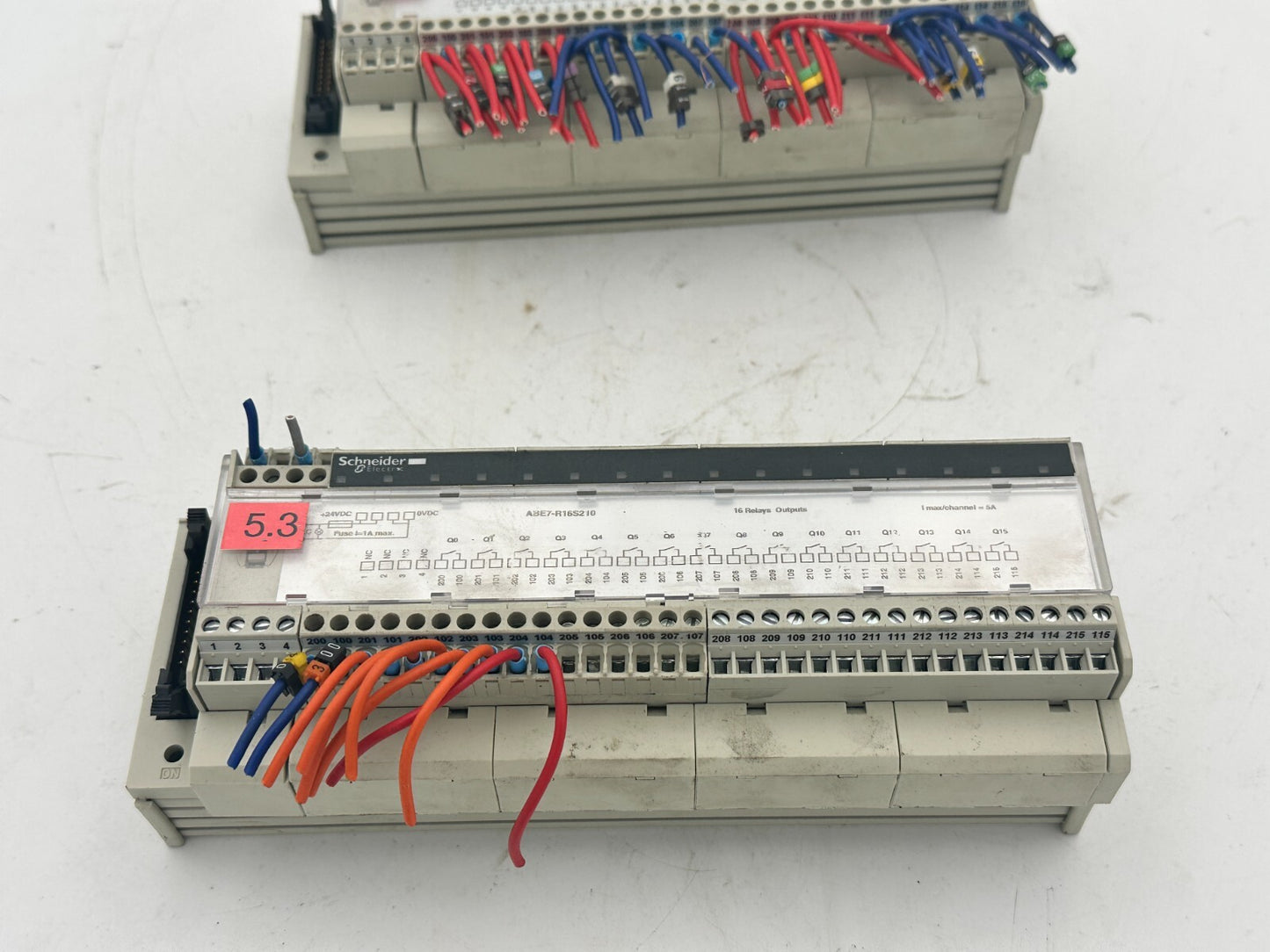 1pc x SCHNEIDER ELECTRIC TELEFAST MODULE 2 RELAY OUTPUTS ABE7-R16S210