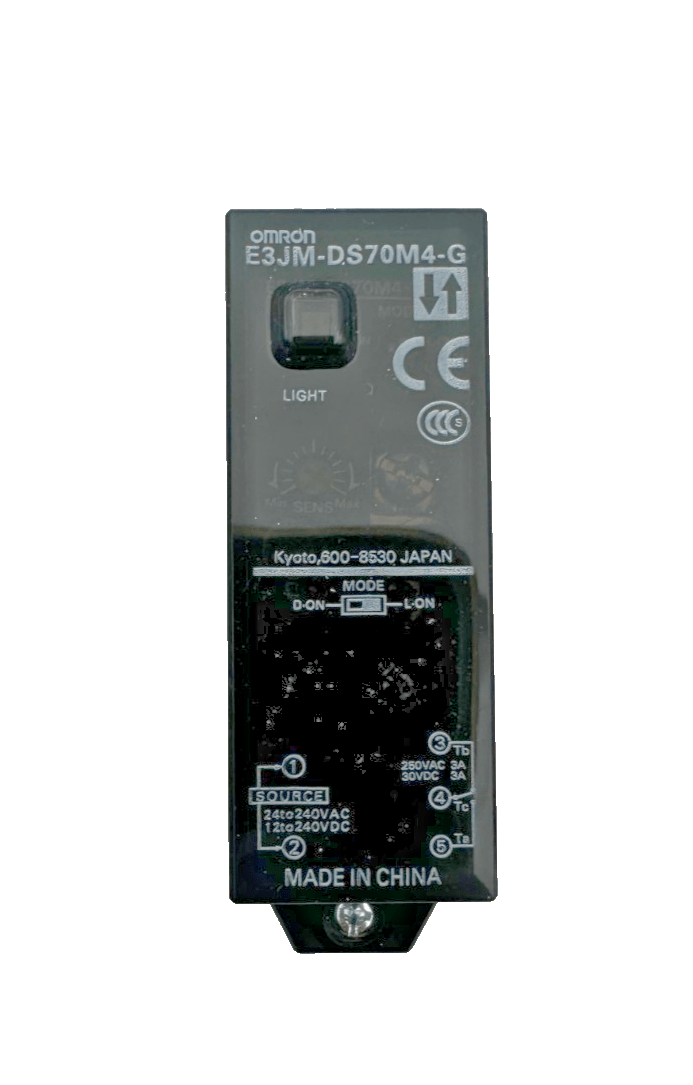 OMRON E3JM - DS70M4 - G 24 TO 240VAC 12 TO 240VDC PHOTOELECTRIC SWITCH - KLR Automation