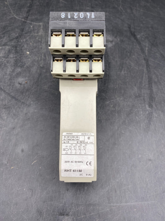 TELEMECANIQUE RHT 411M 220V AC 50/60Hz - KLR Automation