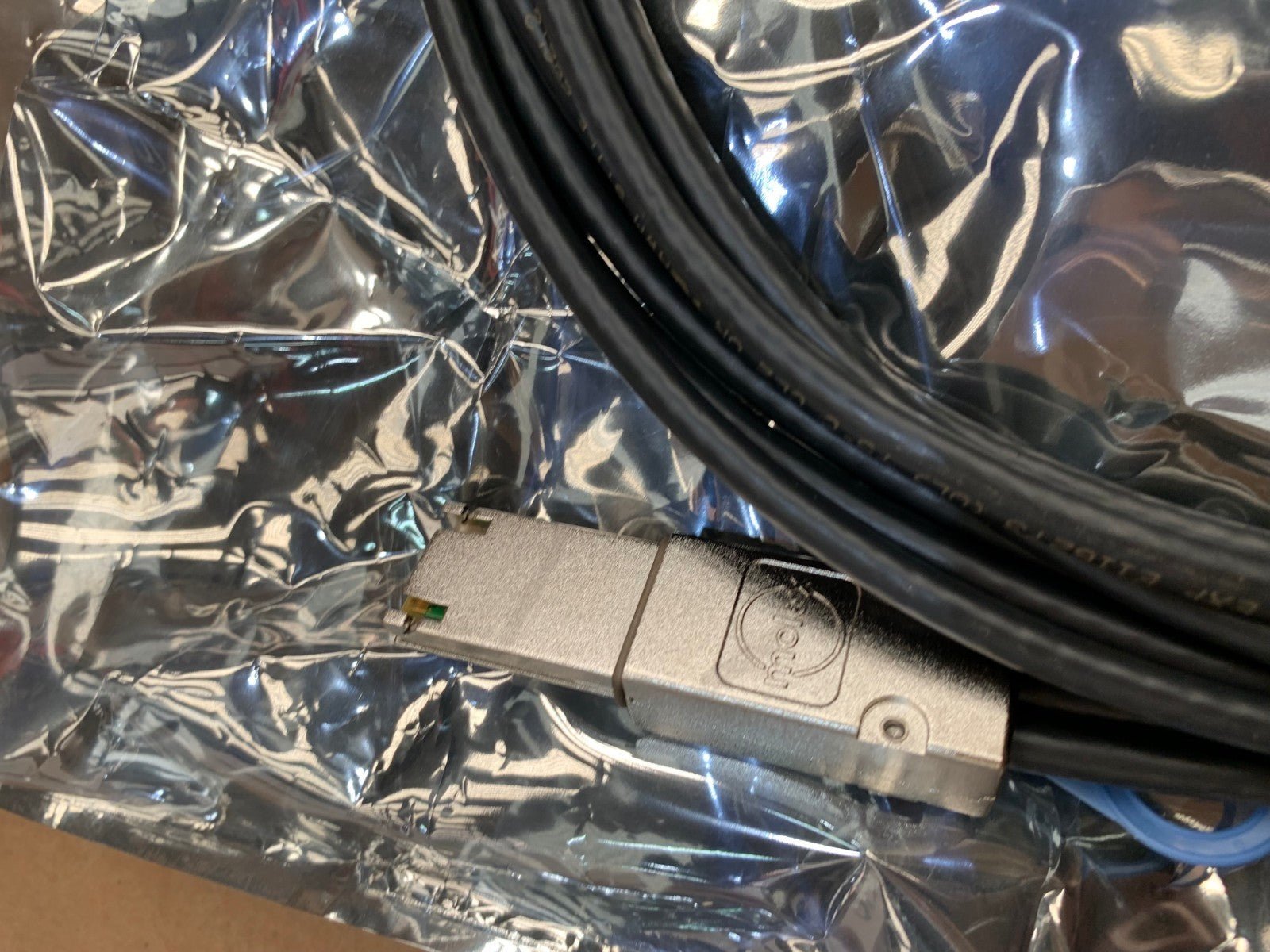 Supermicro External MiniSAS HD to External iPass MiniSAS 3m Cable (CBL - SAST - 0549 - KLR Automation