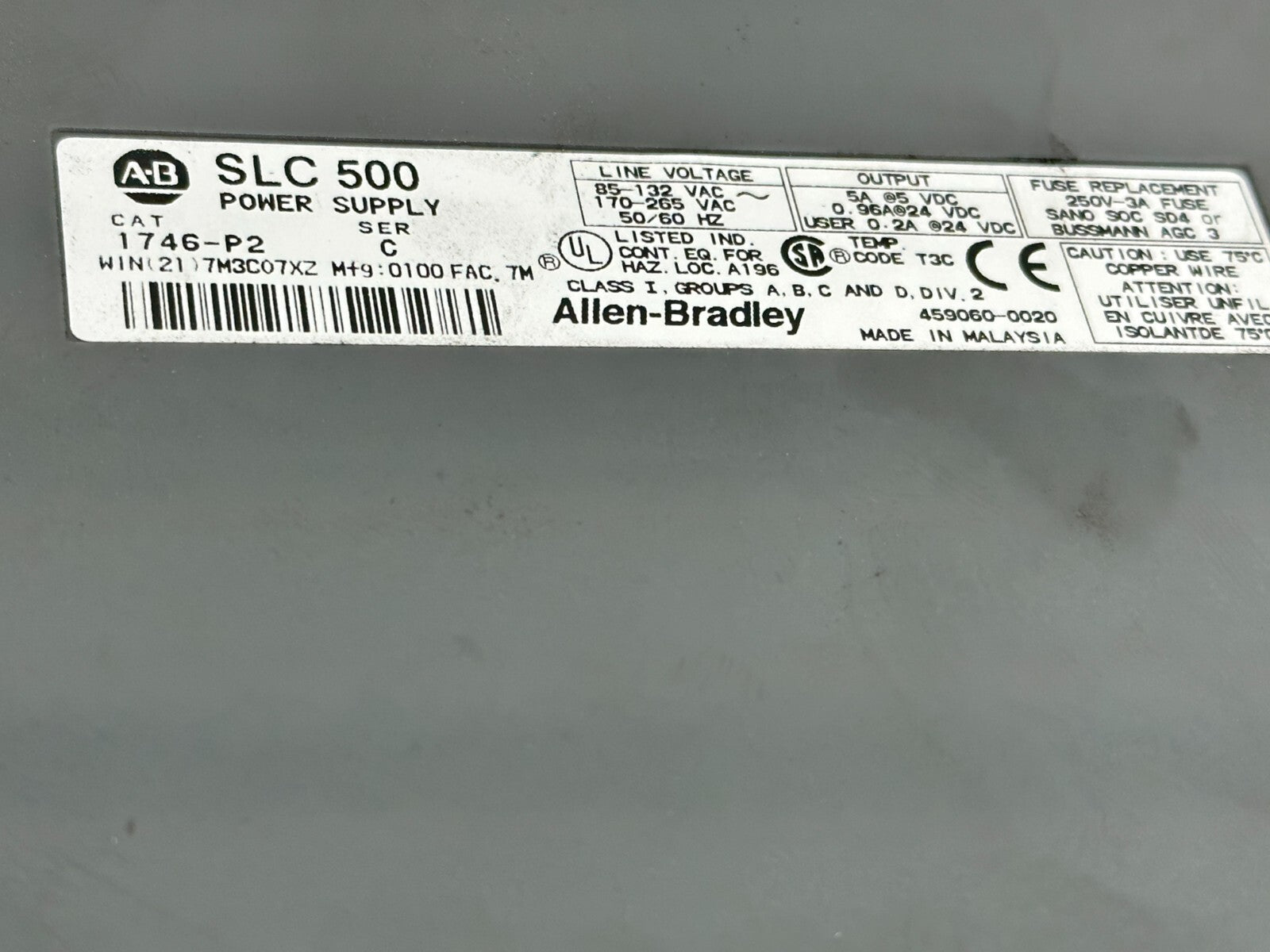 AB Allen Bradley SLC 500 1746-P2 1747-L532 1746-ib16 1746-oh16