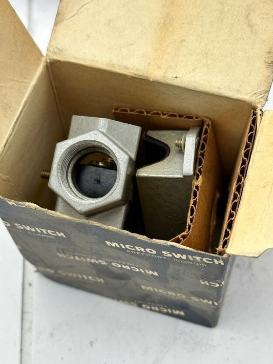 1pc x MICRO SWITCH LIMIT SWITCH BZE6-2RQ