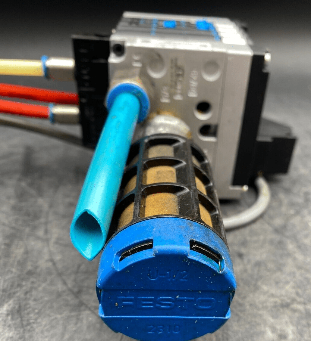 FESTO CPV14 - VI 18210 F702 + CPV14 - GE - MP - 4 18263 F602 PNEUMATIC VALVE - KLR Automation