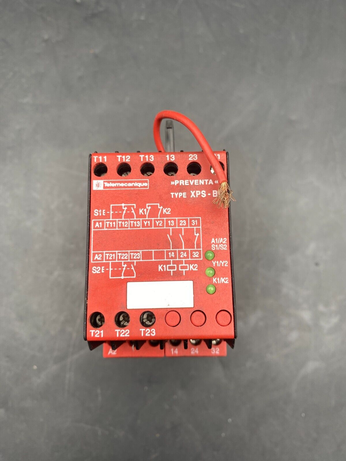 TELEMECANIQUE XPS-BC XPSBC3410 SAFETY RELAY
