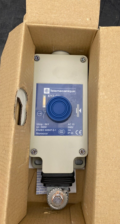 TELEMECANIQUE XY2 CH13250 ARRET D'URGENCE A COMMANDE PAR CABLE