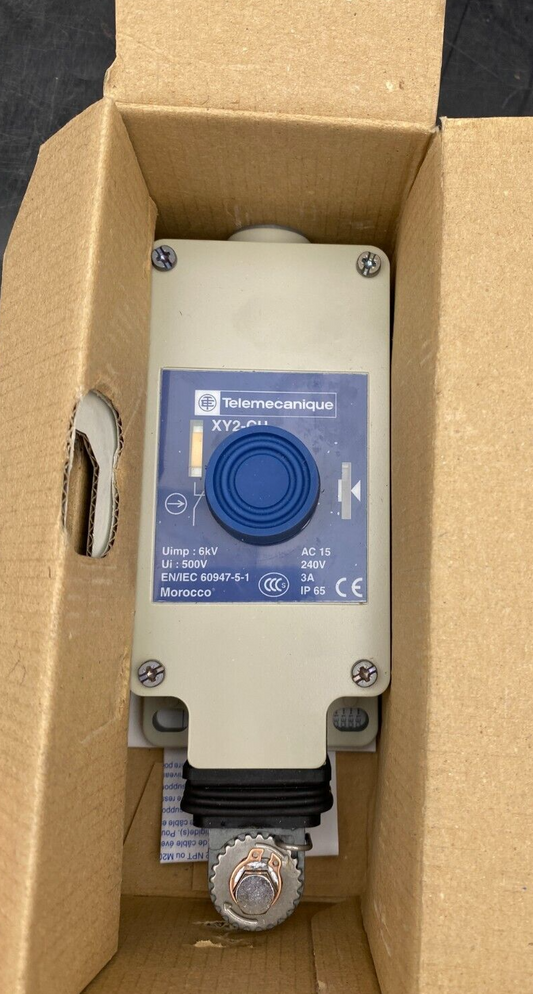 TELEMECANIQUE XY2 CH13250 ARRET D'URGENCE A COMMANDE PAR CABLE