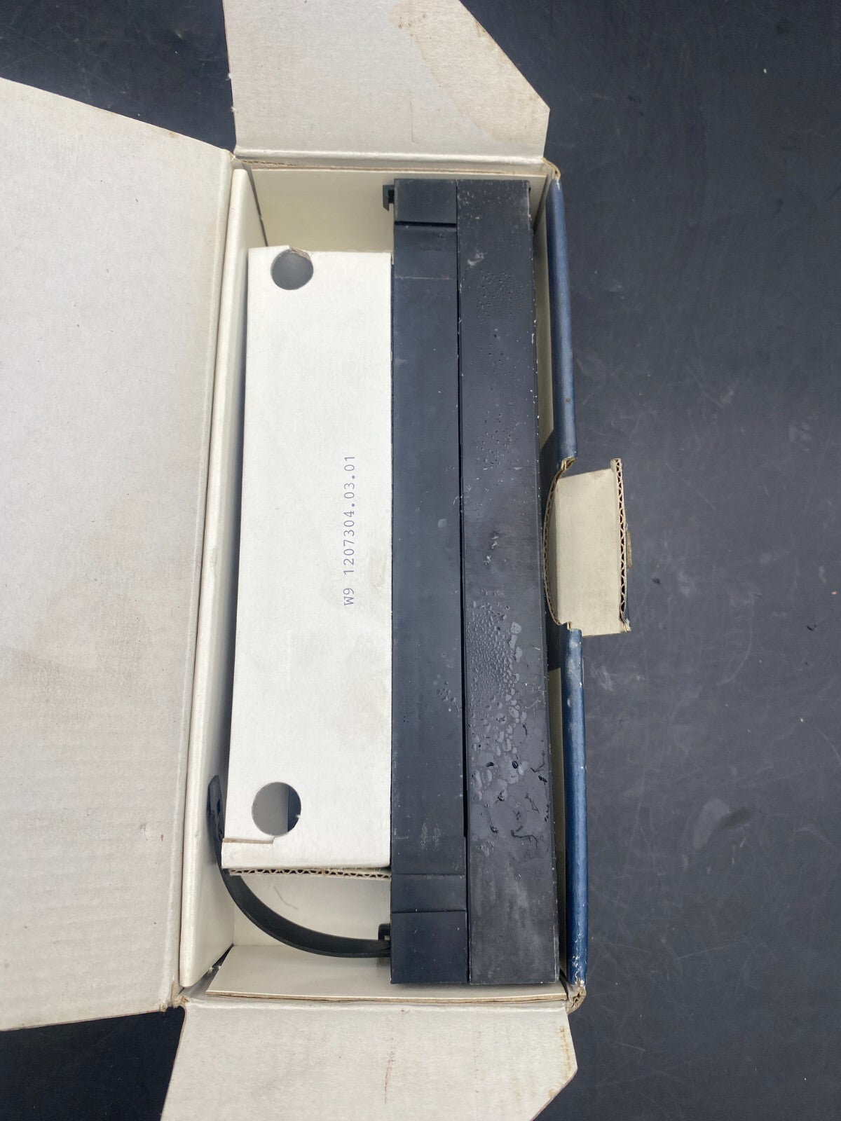 TELEMECANIQUE TSXBLK6 24 TERMINAL BLOCK INDEPENDANT - KLR Automation