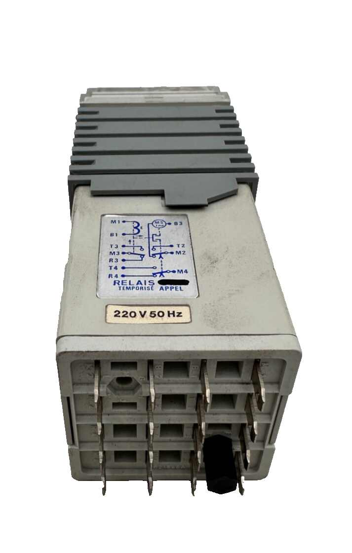 CHAUVIN ARNOUX 48 RELAIS TEMPORISE 220V 50Hz x1pc