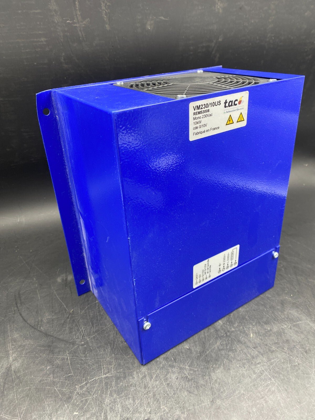 NEW SCHNEIDER ELECTRIC TAC VM230/10US REMS3008 MONO 230VAC POWER REGULATOR - KLR Automation
