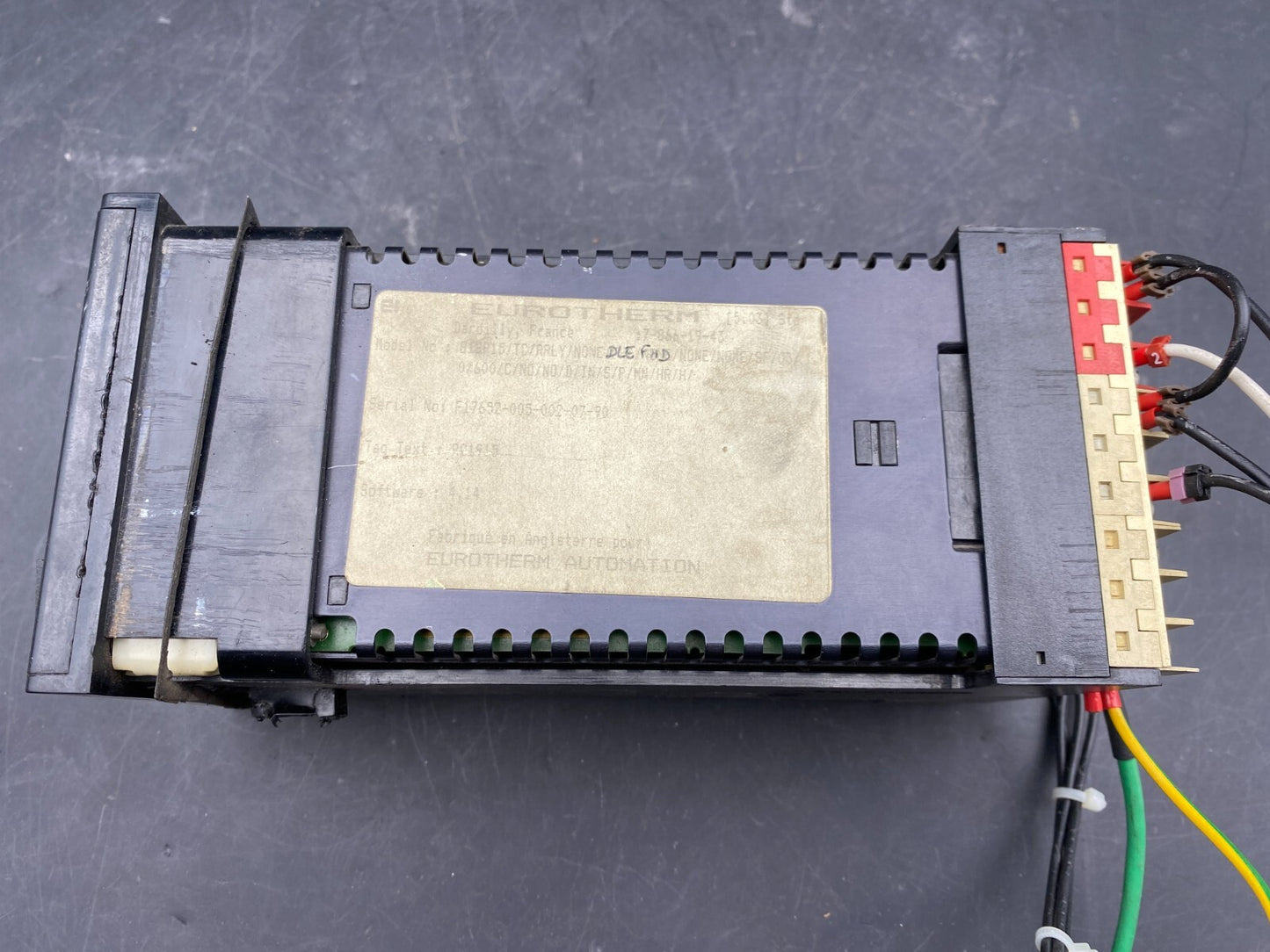 EUROTHERM 818S/TC/RCLY TEMPERATURE CONTROLLER