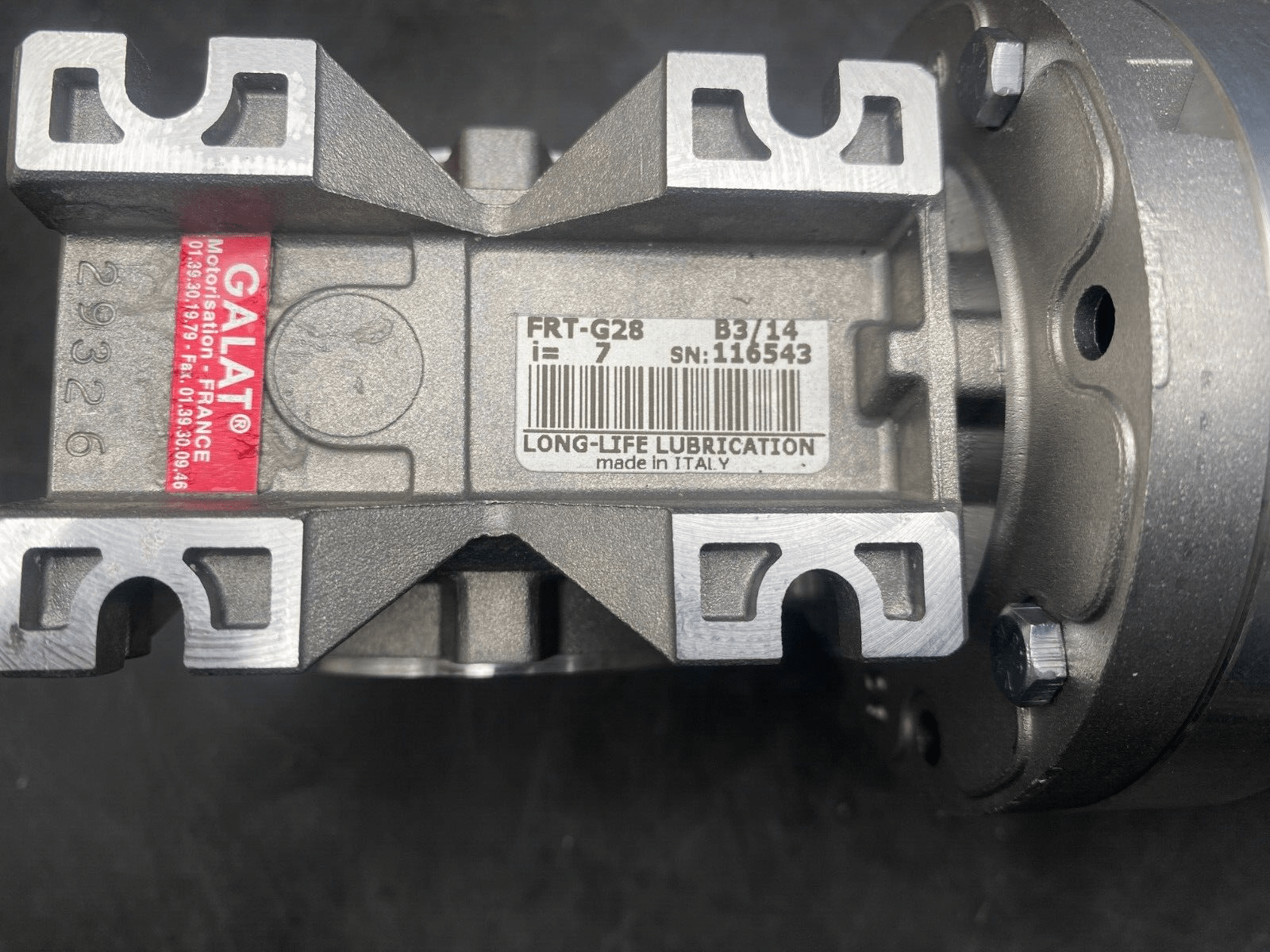1pc x PARVALUX MPM50 - T28 12VDC 18A MOTOREDUCTEUR - KLR Automation