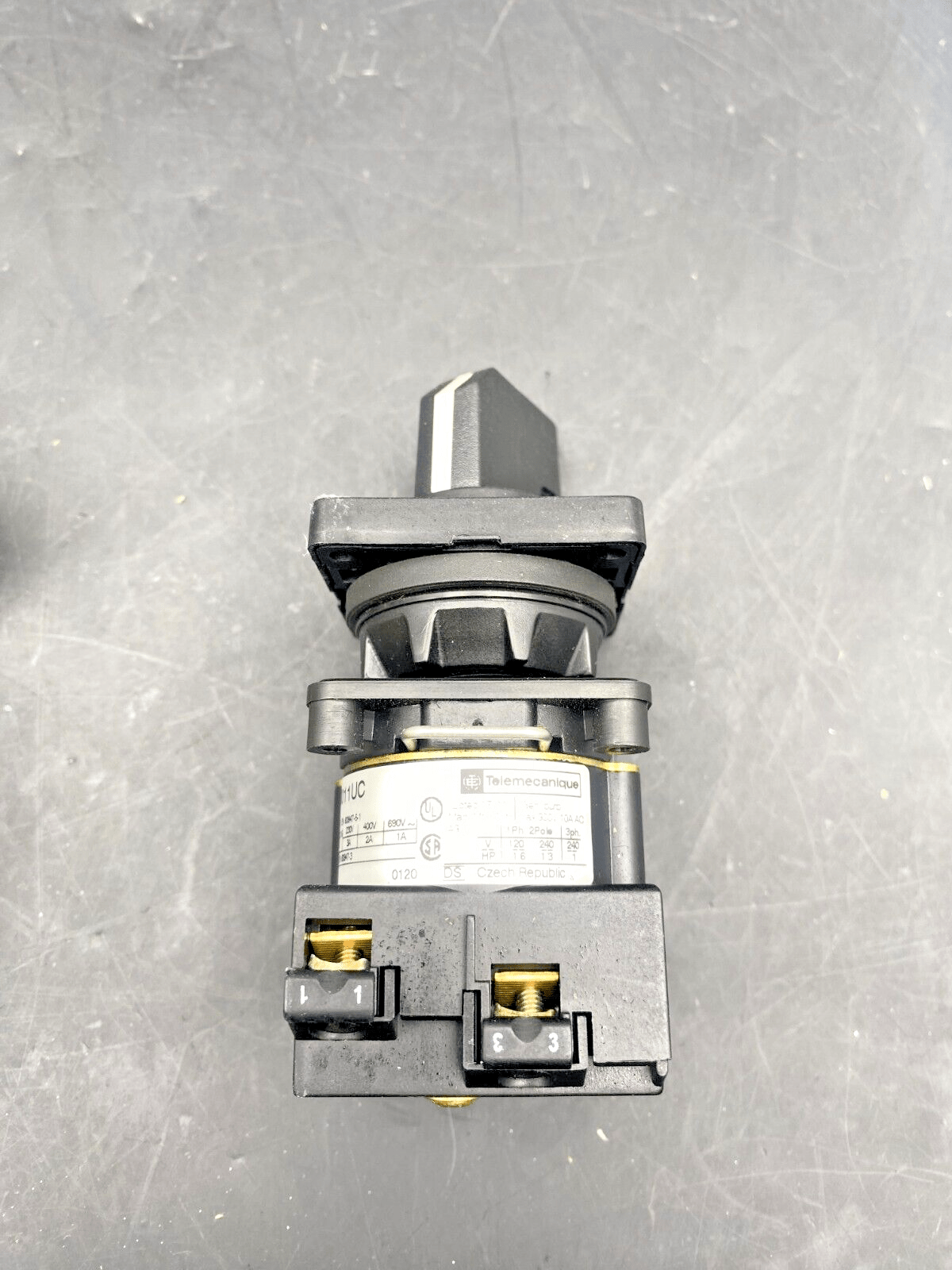 TELEMECANIQUE K1B011UC CAM SWITCHES 051352 - KLR Automation