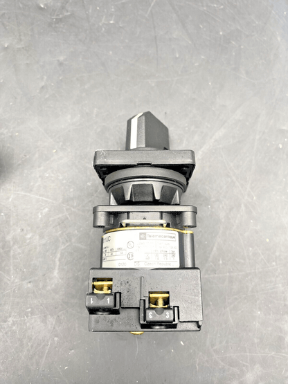TELEMECANIQUE K1B011UC CAM SWITCHES 051352 - KLR Automation