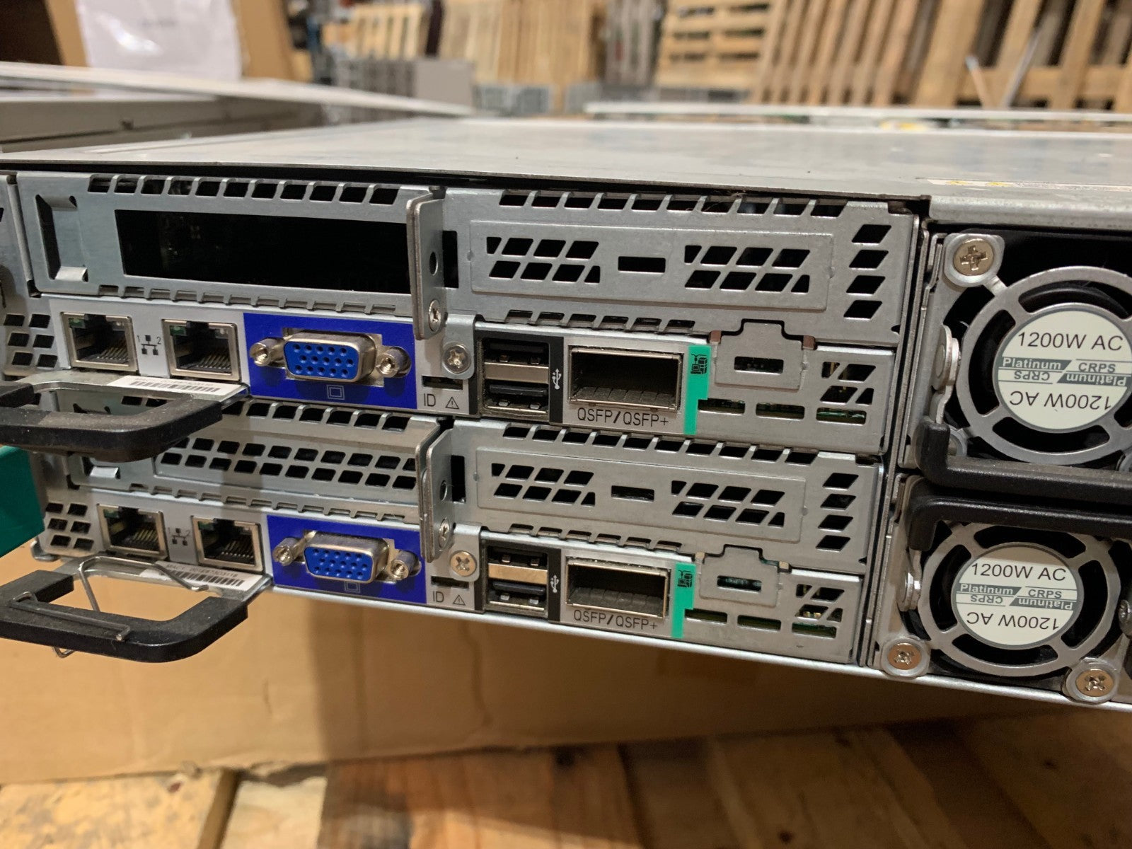 INTEL - SERVER BOARD SYSTEM H2312JFQJR SGL 2U 4 NODE 3.5IN 1200W PSU Chassis 