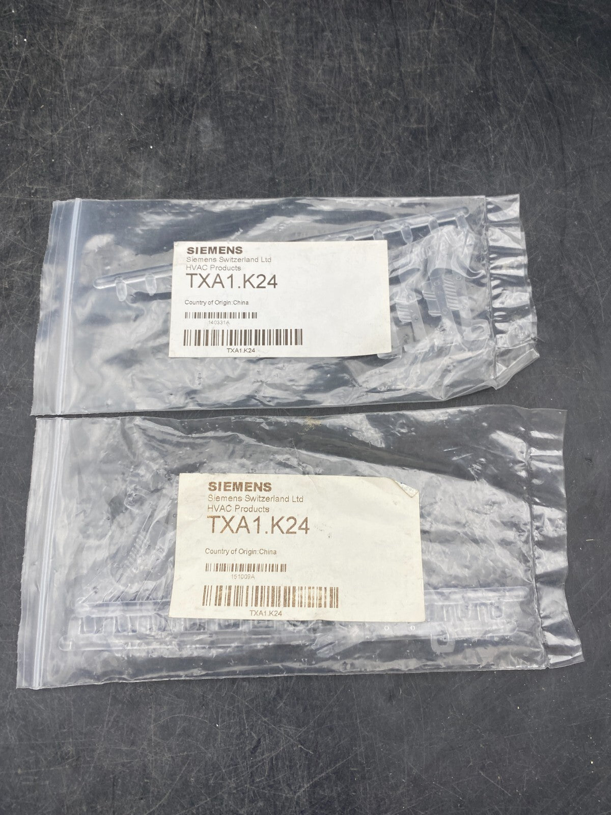 LOT DE 2 SIEMENS TXA1.K-24 PXC