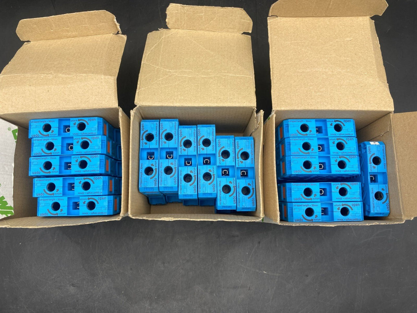 LOT DE 17 WAGO 285 - 150 30 - 30 mm 10 - 50 mm² 1000V 150A BORNE DE PASSAGE 2 CONDUC - KLR Automation