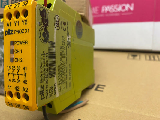 PILZ PNOZ X1 Safety Relay 24VAC/DC 3NO + 1NC 000922 - KLR Automation