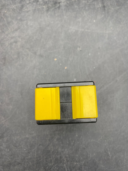 LOT DE SOCOMEC TCB 28 - 30 50 5A 1VA + TCA 21 100 5A 1.5VA 0.72/3kV 50 - 60Hz - KLR Automation