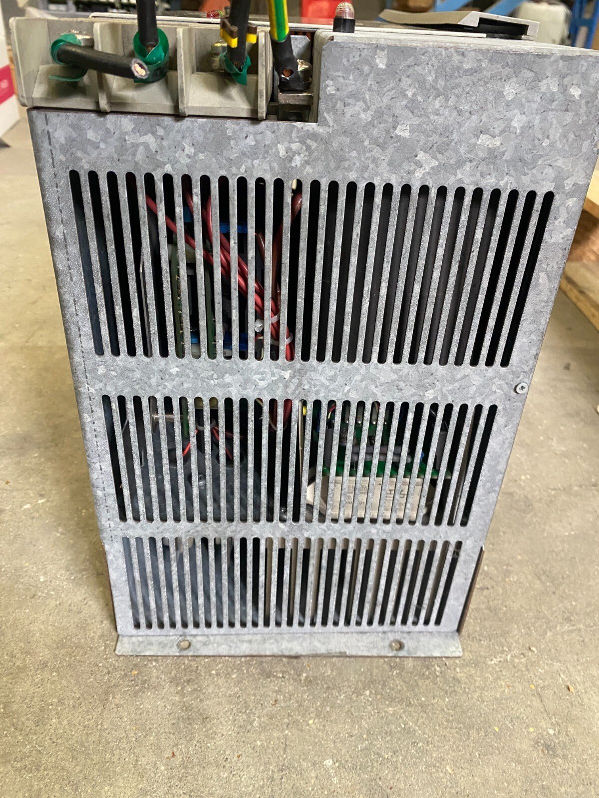 ABB SDS103 - 023A0 - 400V01 - 0000 3ADT211028R0002 SERVO DRIVE + MEMORY MODUL SDC 105 - KLR Automation