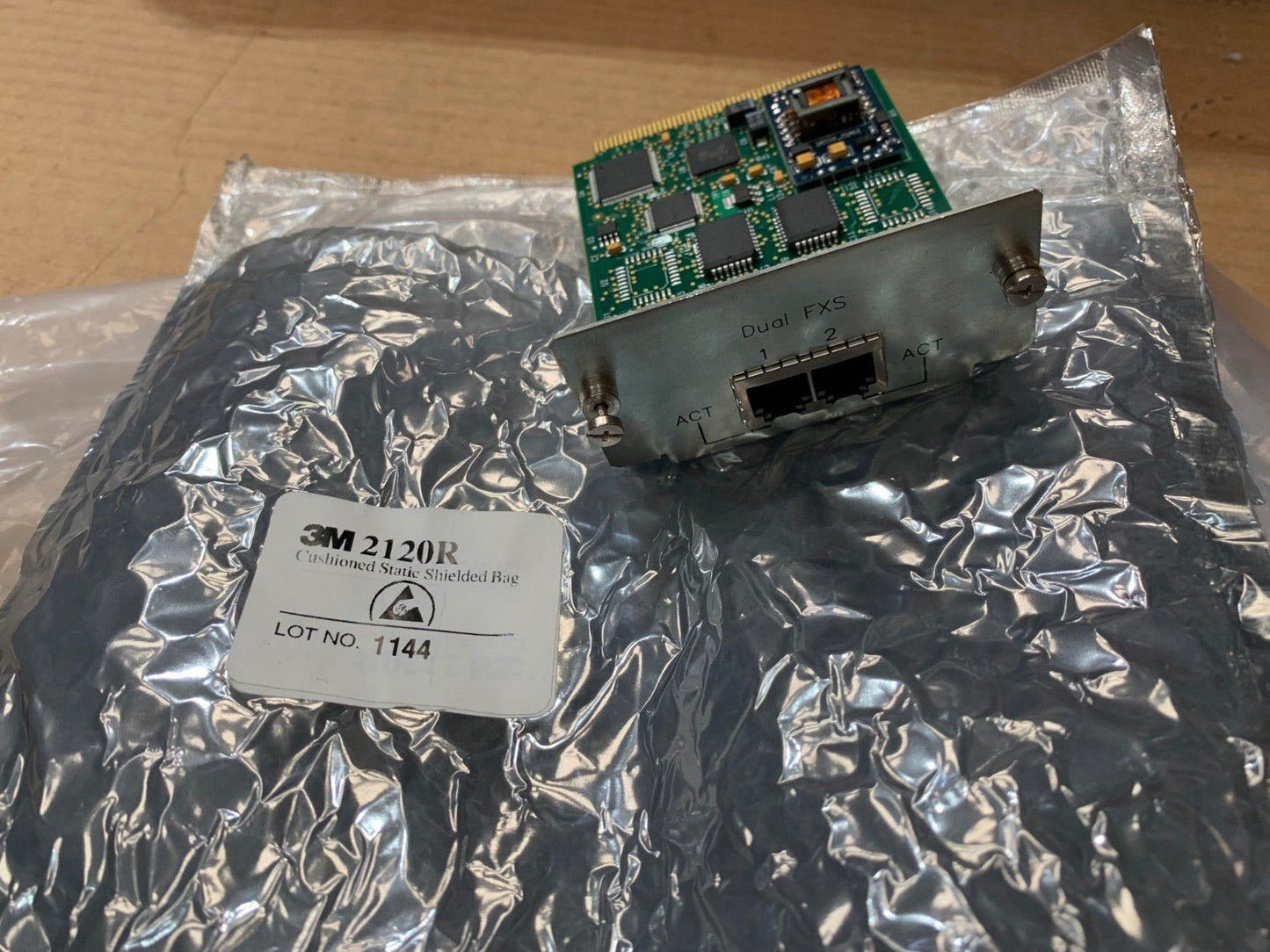 Genuine Cisco HWIC - 1FE 1 - Port Fast Ethernet Layer 3 Interface Card 73 - 10676 - 02 - KLR Automation