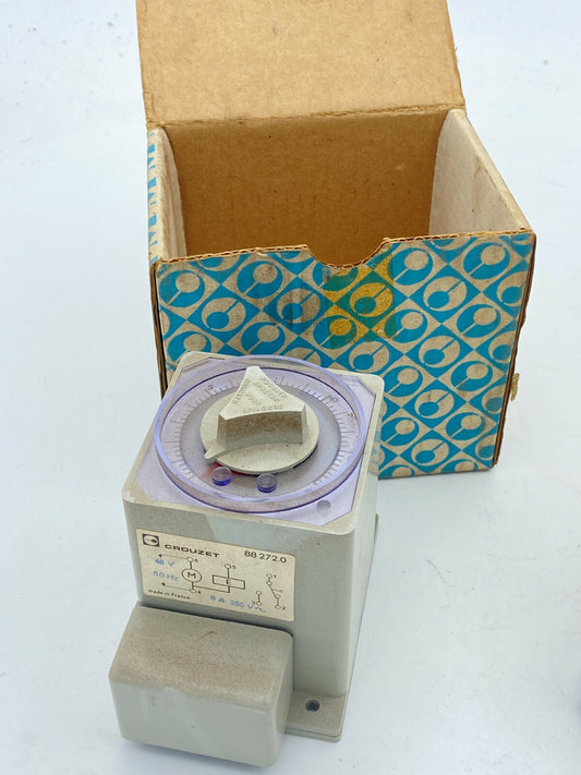 1pc x.      Crouzet  88 272.0