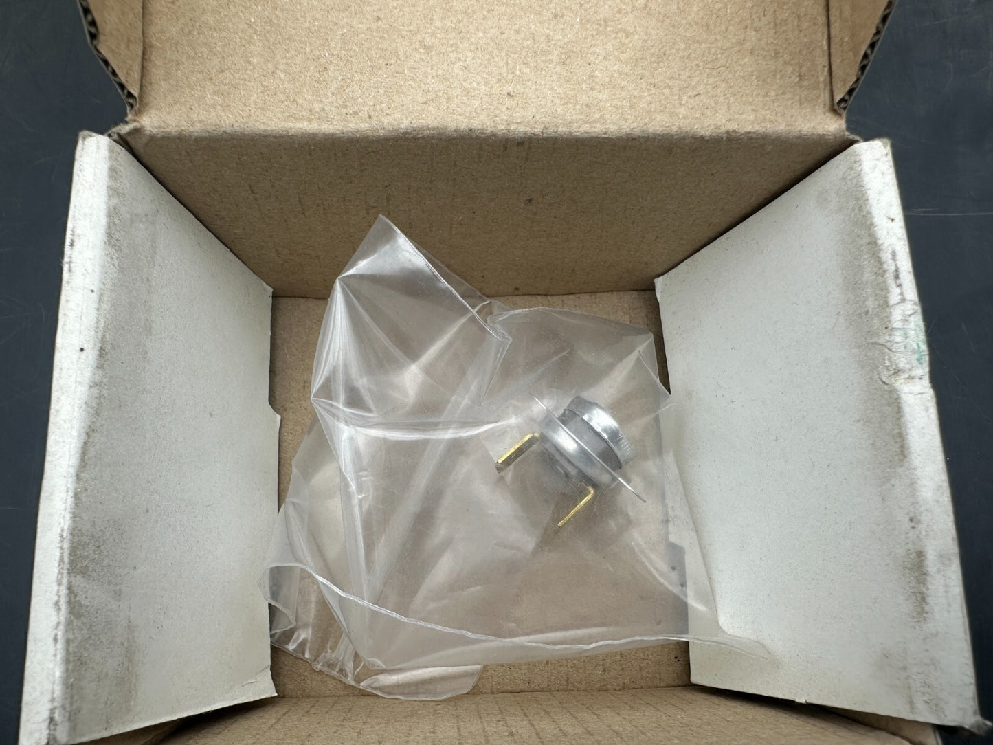 FERROLI 39800160 SONDE ANTI DEBORDEMENT DE FUMEE - KLR Automation
