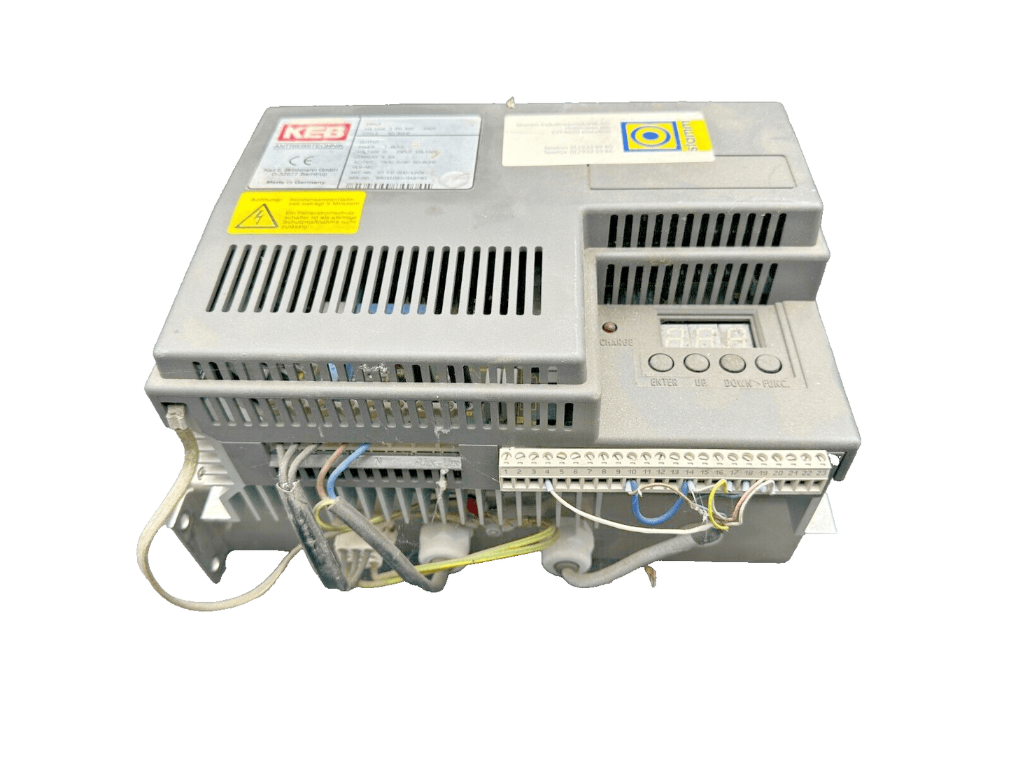 KEB 07.F0.200 - 1228 Convertisseur Entrée 1x 200 - 240VAC Out 0,75kW 0 - input Voltage - KLR Automation