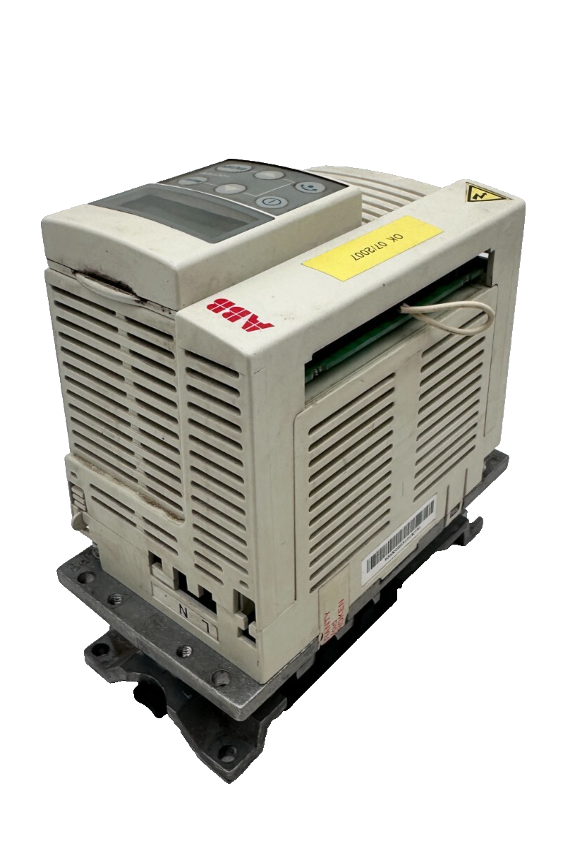 ABB ACS101-K75-1 FREQUENCY CONVERTER + ACS100-PAN x1pc