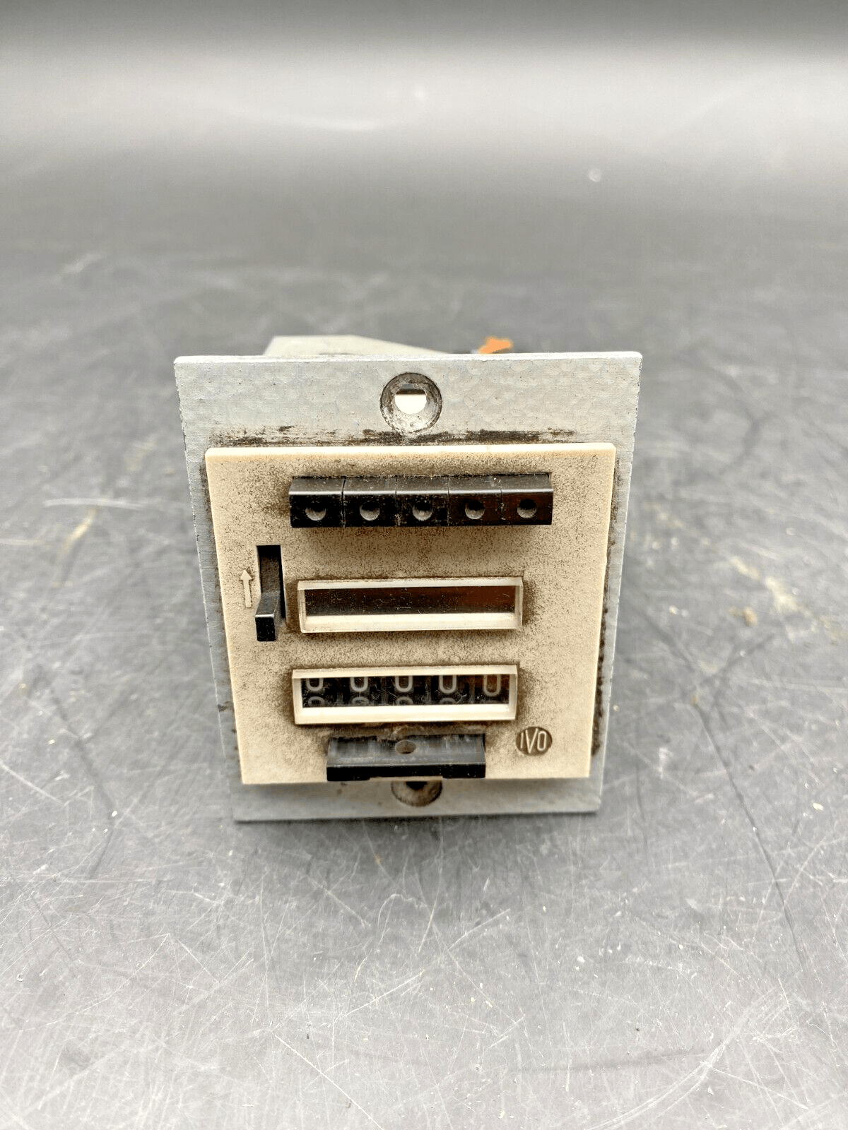 IVO FE 524 55 24 VAC COUNTER - KLR Automation