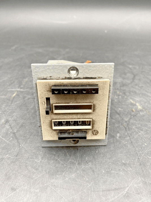 IVO FE 524 55 24 VAC COUNTER - KLR Automation