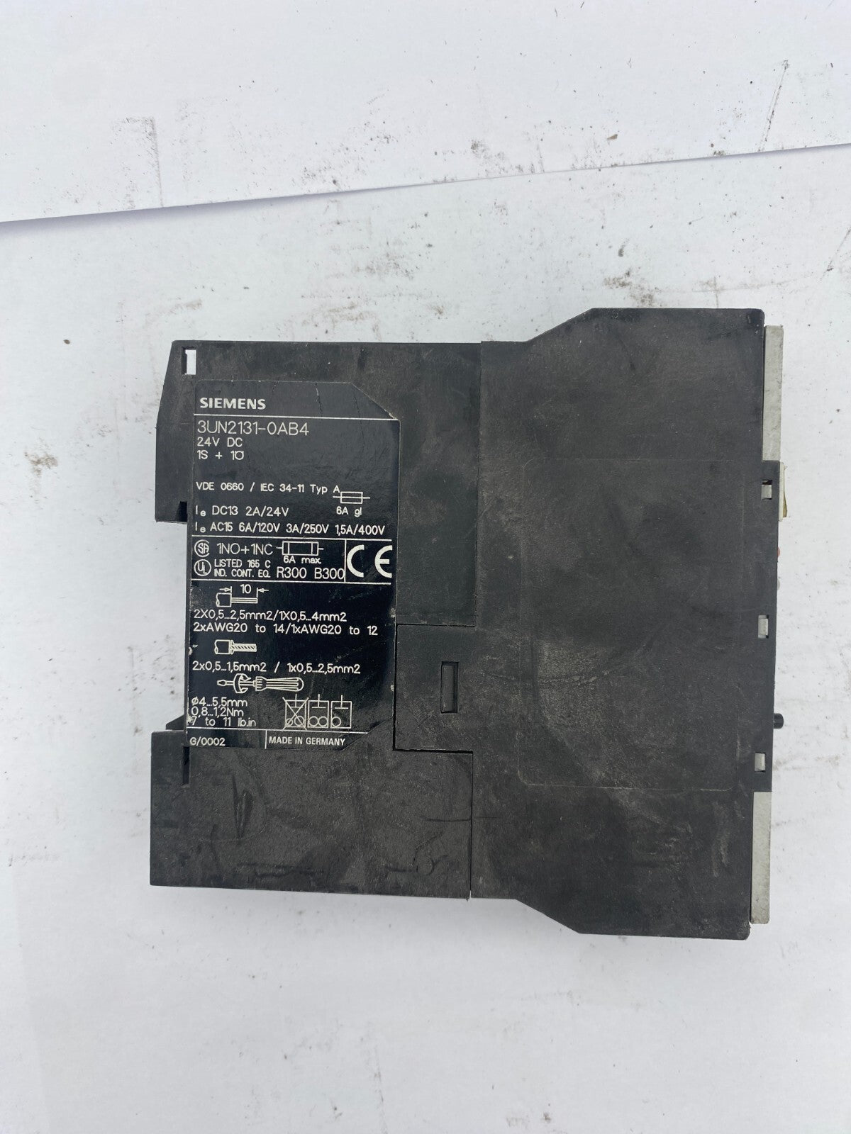 1pc x SIEMENS 3UN21 THERMISTANCE 3UN2131-OAB4