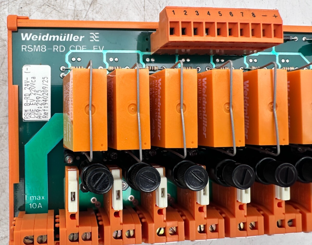 WEIDMULLER 940209 940209/25 RSM8-RD 24V CDE EV  220VCA INTERFACE A RELAIS