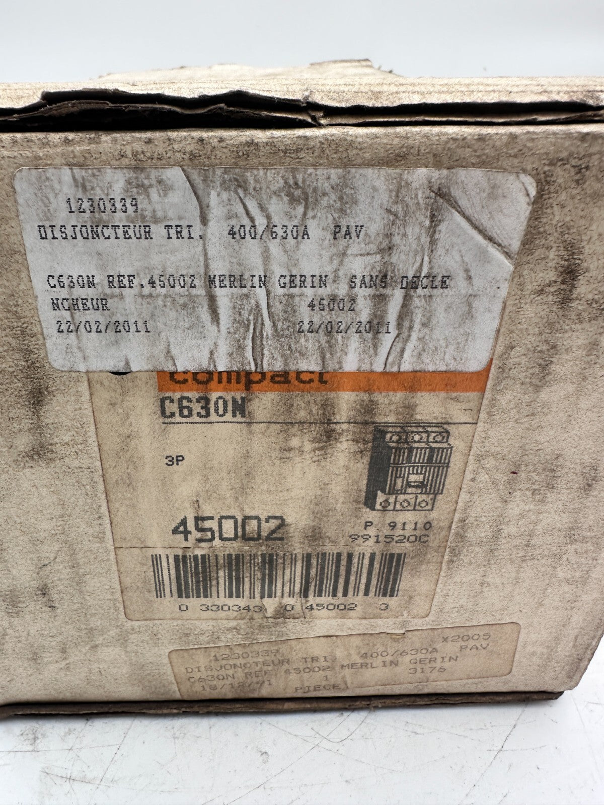 MERLIN GERIN C630N  COMPACT 45002 3P DISJONCTEUR TRIPHASE SANS DECLENCHEUR