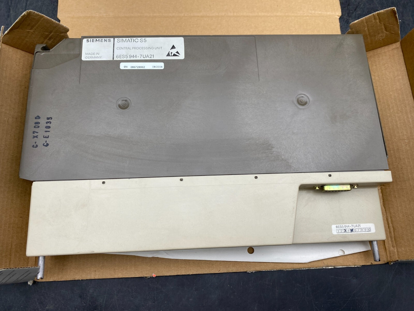SIEMENS SIMATIC S5 115U CPU 944 6ES5944 - 7UA21 CPU - KLR Automation