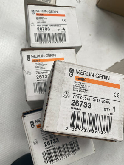 4  pc x SCHNEIDER 25A 2P 30mA type A Si 230.415V VIGI C60 26733
