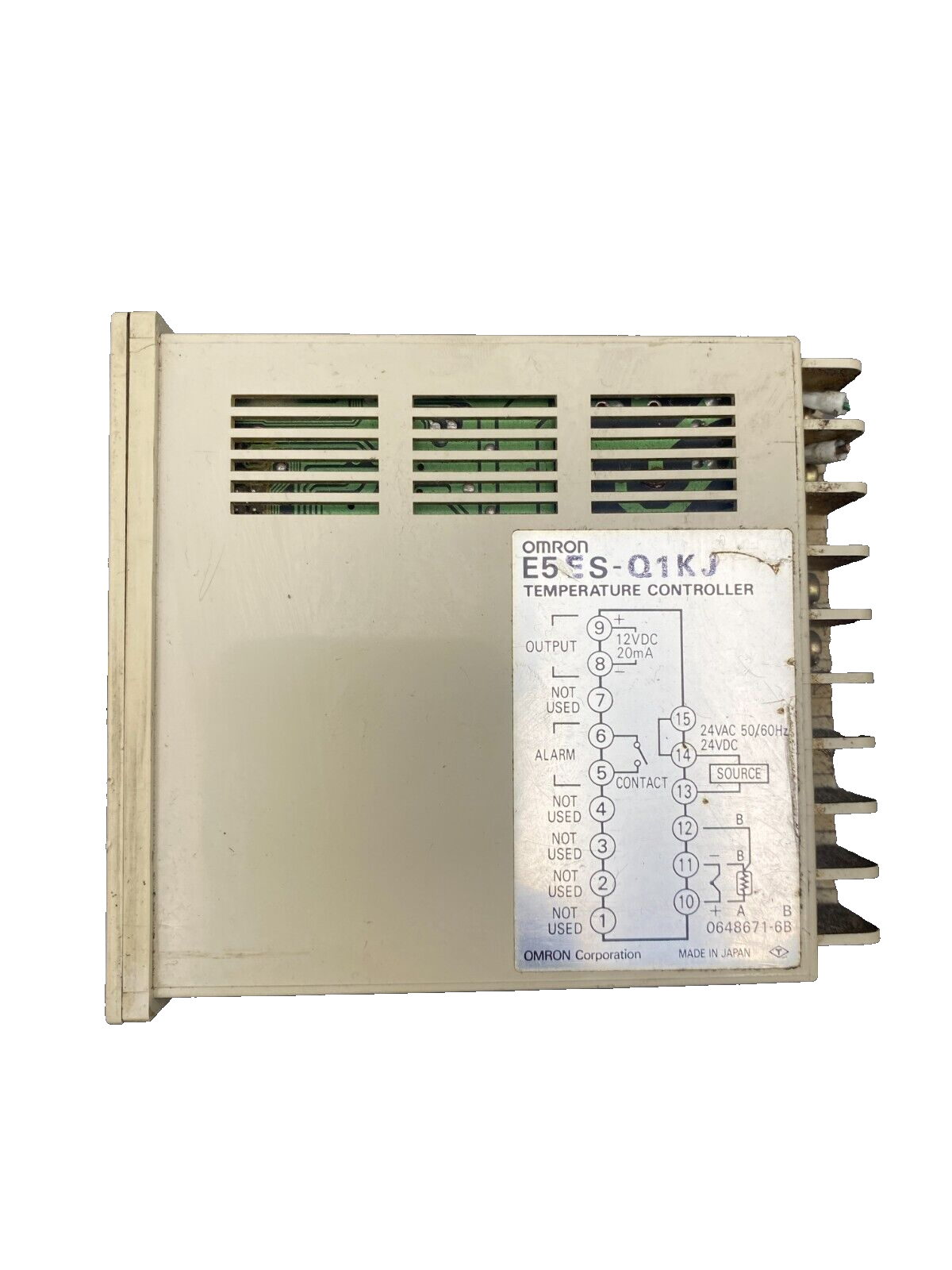 OMRON E5ES-Q1KJ TEMPERATURE CONTROLLER x2pc
