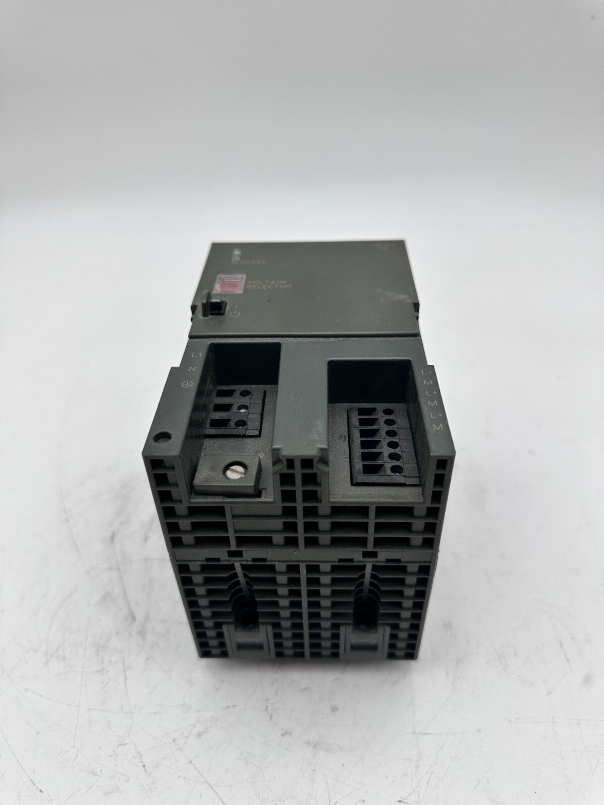 SIEMENS 6ES7307 - 1EA00 - 0AA0 PS307 5A SIMATIC S7 - KLR Automation