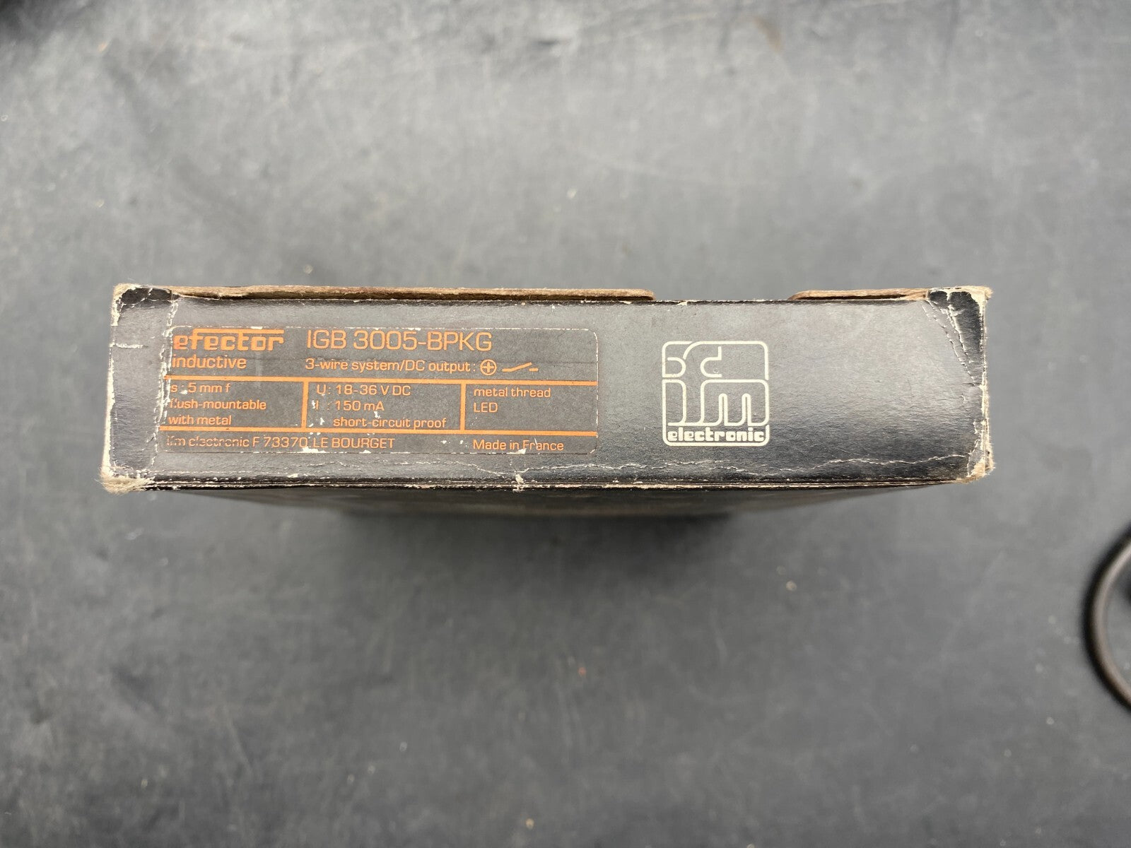 IFM IGB3005-BPKG 3 WIRE SYSTEM/DC OUTPUT