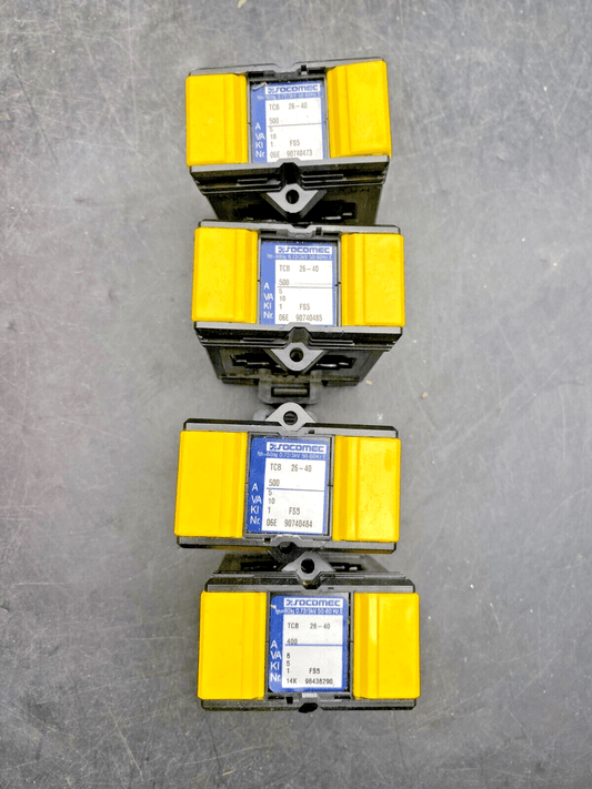 LOT DE 4 SOCOMEC TCB 26 - 40 500 5A 10VA 0.72/3kV 50 - 60Hz - KLR Automation