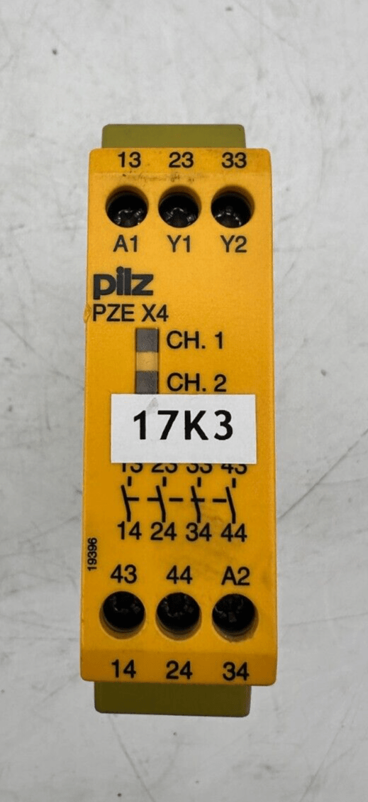 4pc x PILZ 774585 PZE X4 24VDC 4N/O - KLR Automation