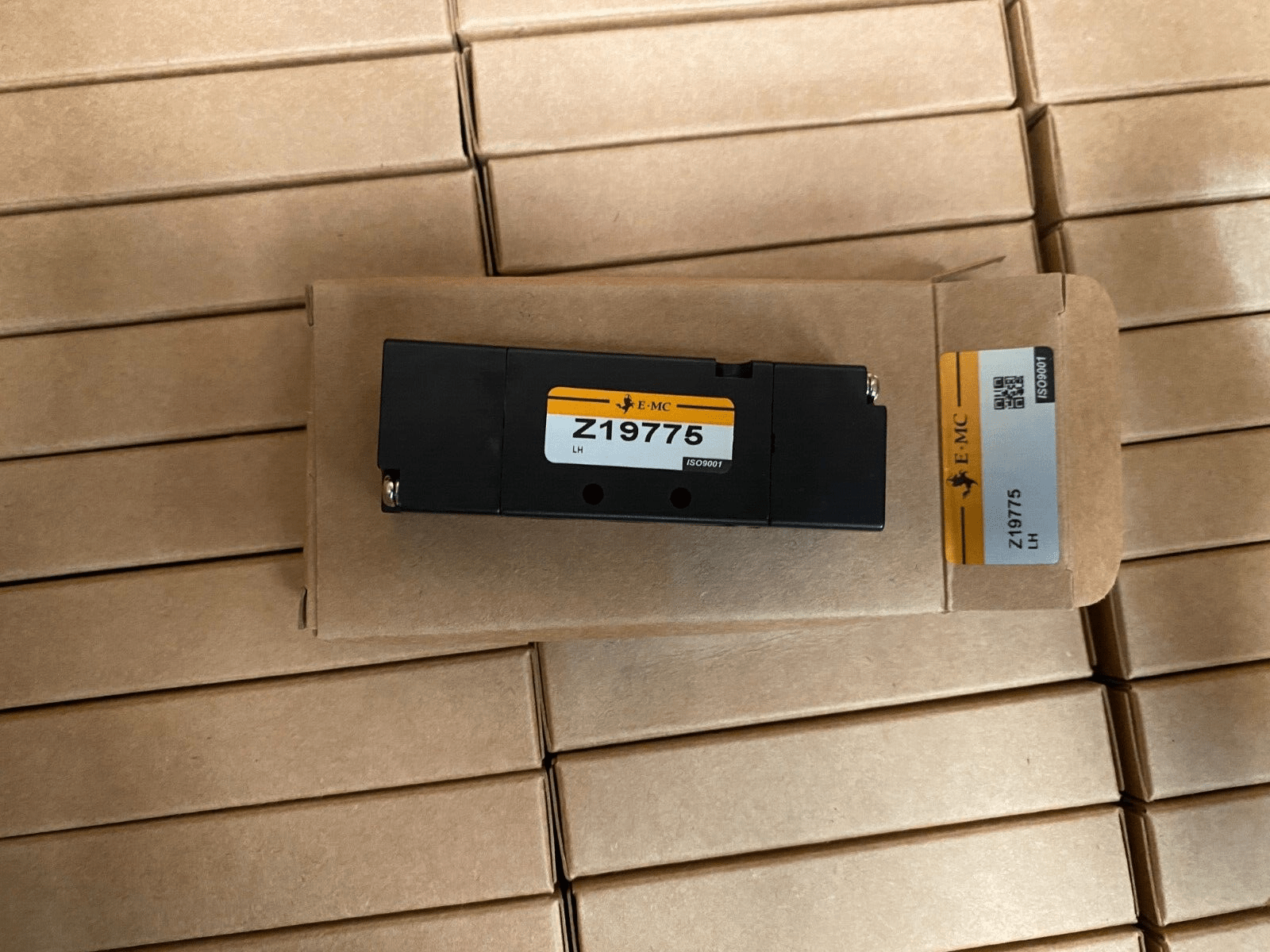 EMC RVA5212 - 06 Z19775 G1/8 Z21504 VANNE DE REGULATION D'AIR 5/2 5/3 x10pc - KLR Automation
