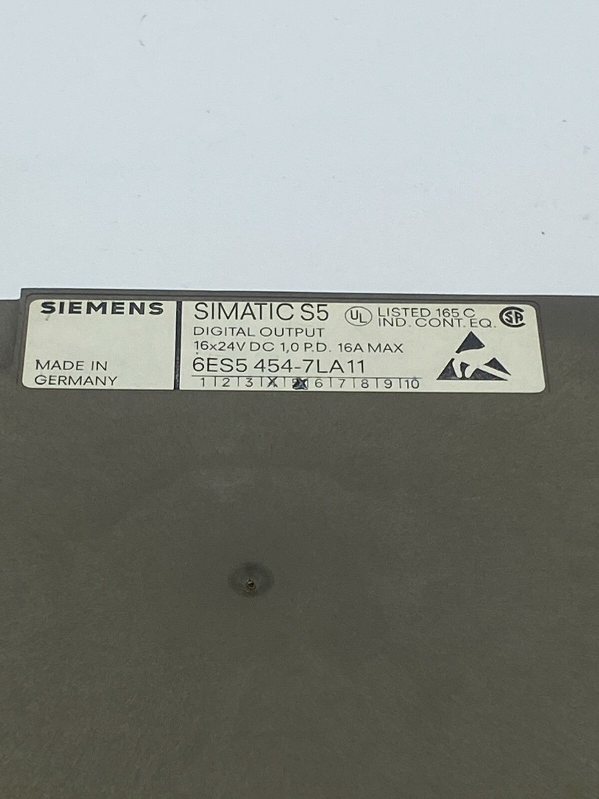 Siemens 6ES5 454-7LA11 Simatic 5S Output Module