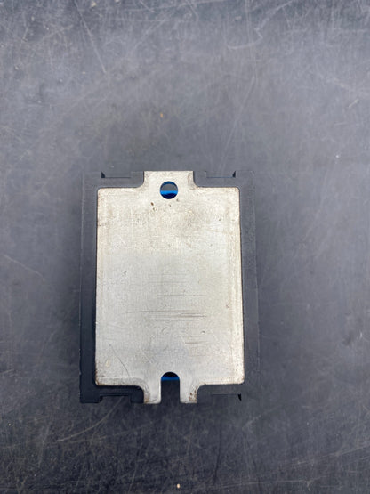 LOT DE 8 CELDUC OKPAC SO842974 12-275VAC RELAIS A SEMI CONDUCTEUR